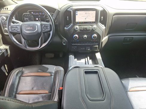 Used 2020 GMC Sierra 1500 AT4 w/ Off-Road Performance Package image 15
