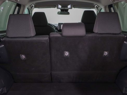 Used 2020 Toyota RAV4 LE image 28