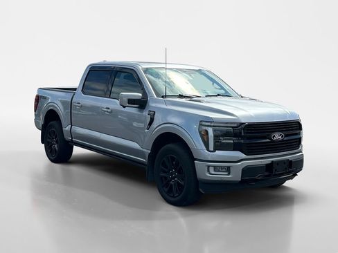 Used 2024 Ford F150 Platinum w/ Equipment Group 702A High AWD/4WD image 17