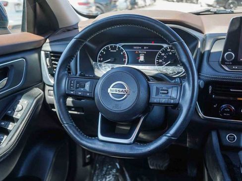 Used 2021 Nissan Rogue SV w/ Premium Package FWD image 15