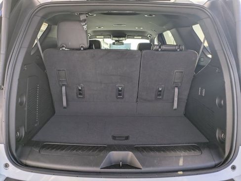 Used 2024 GMC Yukon SLT image 10