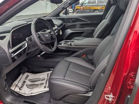 New 2026 Cadillac Lyriq Signature Luxury image 13