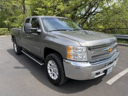 Used 2013 Chevrolet Silverado 1500 LT AWD/4WD image 3