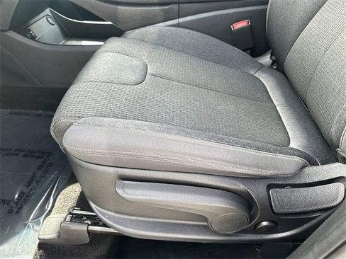 Used 2023 Hyundai Santa Fe SE image 14