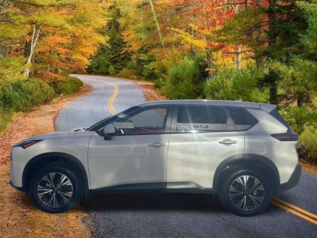 Certified 2023 Nissan Rogue SV AWD/4WD image 9