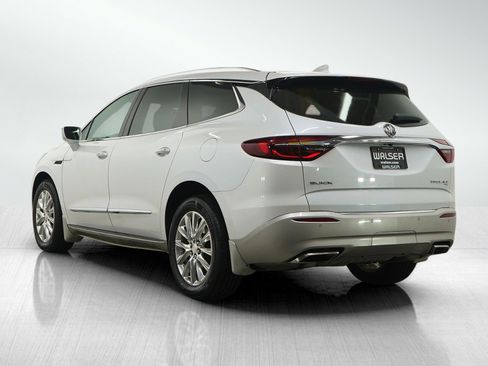 Used 2018 Buick Enclave Premium w/ Experience Buick Package AWD/4WD image 3