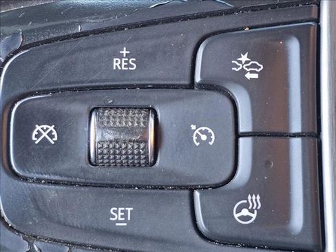 Used 2021 GMC Sierra 3500 Denali w/ Denali Ultimate Package image 22