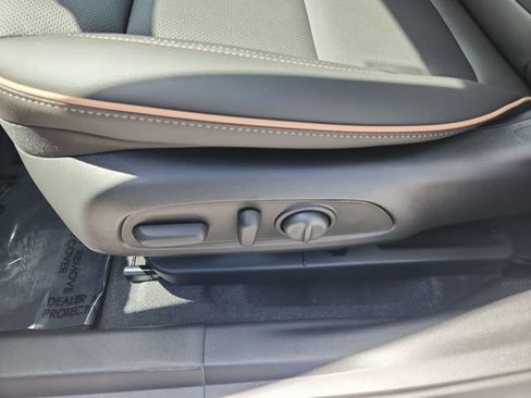 New 2026 Buick Envista Avenir FWD image 18