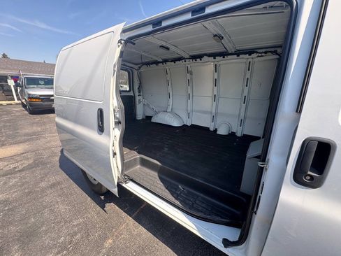 Used 2020 Chevrolet Express 2500 w/ Safety Package RWD image 16