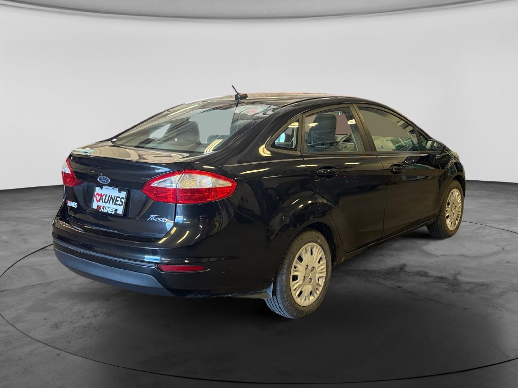 Used 2014 Ford Fiesta S FWD image 8