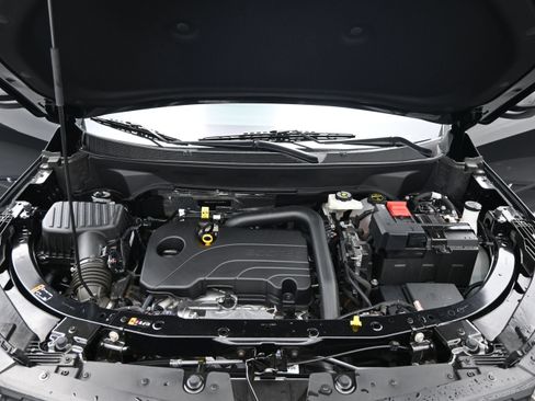 Certified 2026 Chevrolet Equinox LT FWD image 22