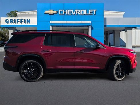 New 2026 Chevrolet Traverse RS image 3