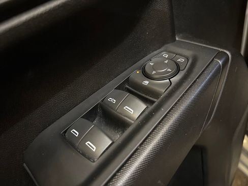 Used 2023 Chevrolet Silverado 1500 Custom image 11