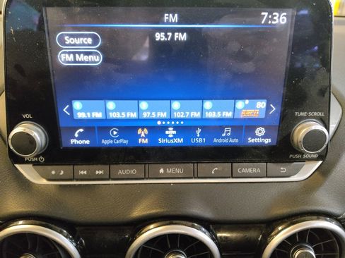 Used 2025 Nissan Sentra SV FWD image 25
