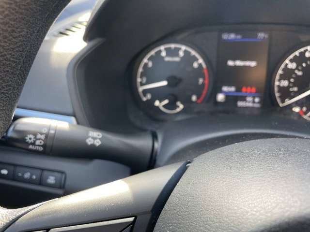 Used 2024 Nissan Altima 2.5 S FWD image 30