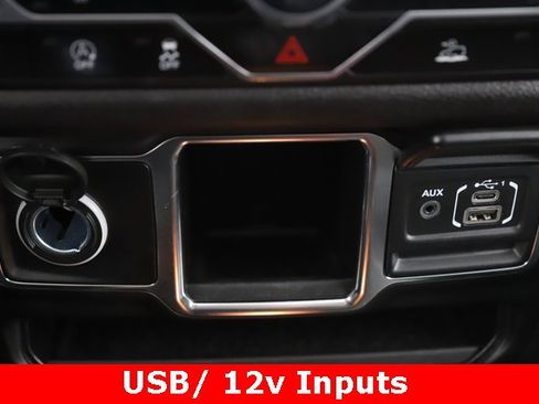 Used 2024 Jeep Gladiator Sport image 5