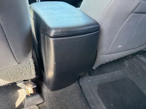 Used 2014 Toyota RAV4 LE image 15