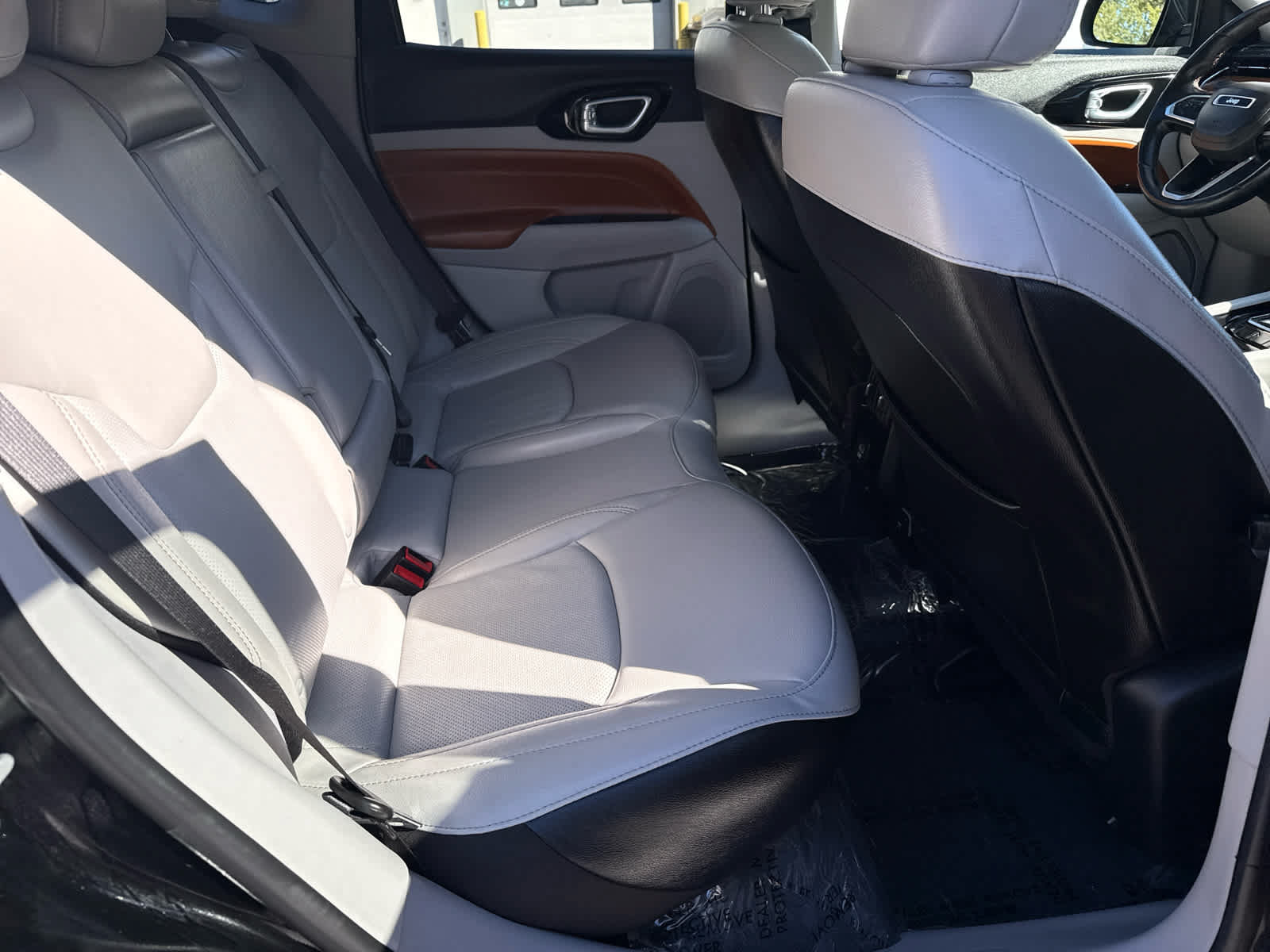 Used 2022 Jeep Compass Limited AWD/4WD image 14