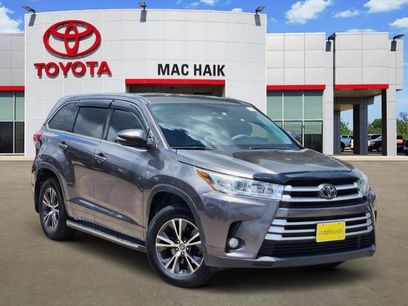 Used 2017 Toyota Highlander Plus