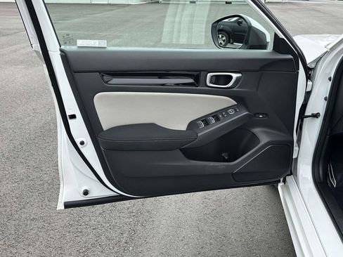 Certified 2023 Honda Civic EX image 6