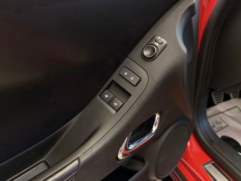 Used 2015 Chevrolet Camaro Z/28 RWD image 31