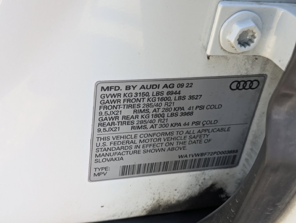 Used 2023 Audi SQ7 Prestige AWD/4WD image 38