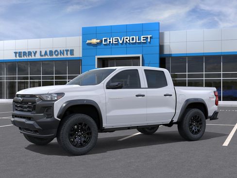 New 2026 Chevrolet Colorado Trail Boss AWD/4WD image 3