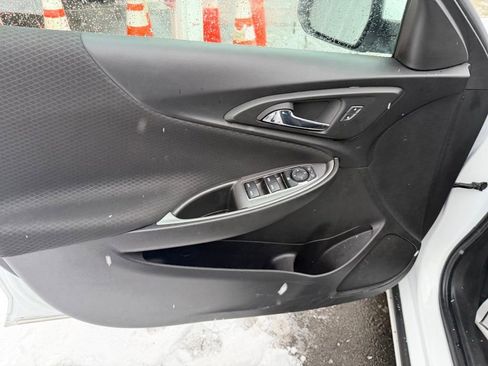 Used 2023 Chevrolet Malibu LT image 13