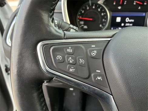 Used 2021 Chevrolet Equinox Premier image 23