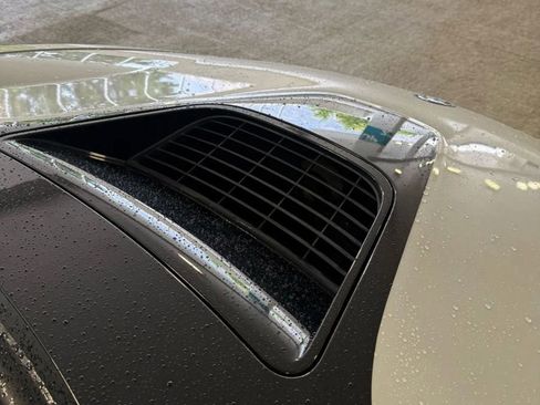 Used 2015 BMW i8 image 17