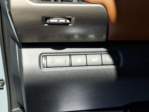Certified 2025 Nissan Pathfinder Platinum AWD/4WD image 20
