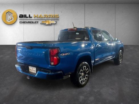 Used 2023 Chevrolet Colorado LT w/ LT Convenience Package III image 2