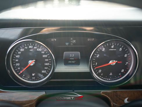 Used 2017 Mercedes-Benz E 300 4MATIC w/ Premium 2 Package image 27