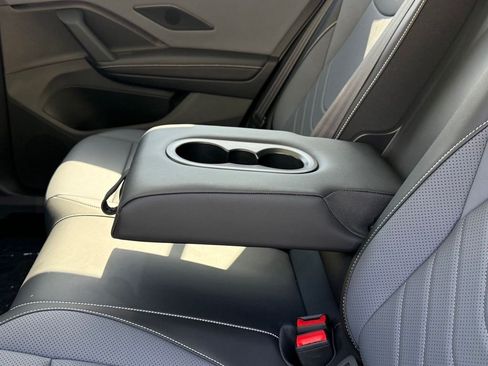 New 2026 Volkswagen Tiguan SE AWD/4WD image 23