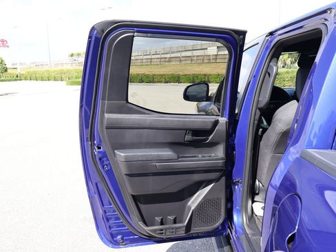 Certified 2025 Toyota Tacoma SR5 image 21