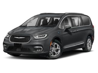 Used 2022 Chrysler Pacifica Touring-L video 1