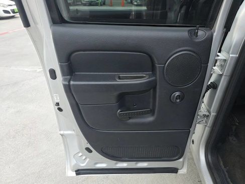 Used 2002 Dodge Ram 1500 Truck 2WD Quad Cab image 23