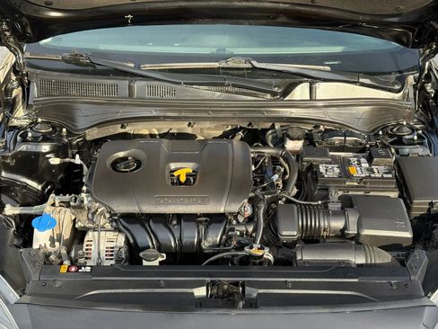 Used 2023 Kia Forte LXS w/ LXS Technology Package FWD image 30