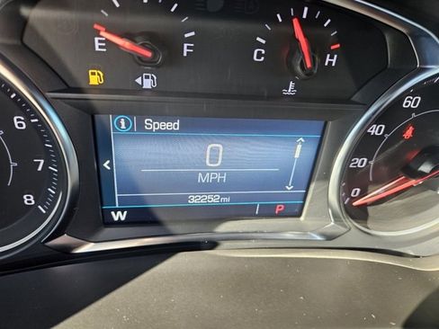 Certified 2023 GMC Terrain SLE w/ Driver Convenience Package image 32