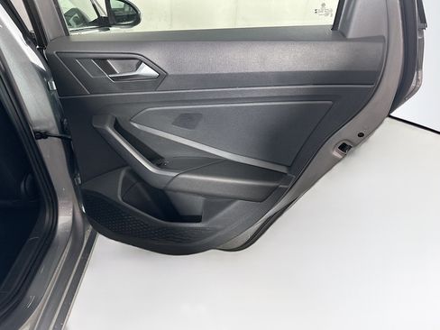 Used 2024 Volkswagen Jetta SE image 28