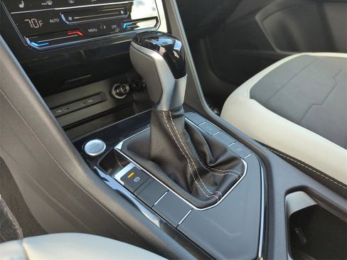 New 2026 Volkswagen Taos SE image 33