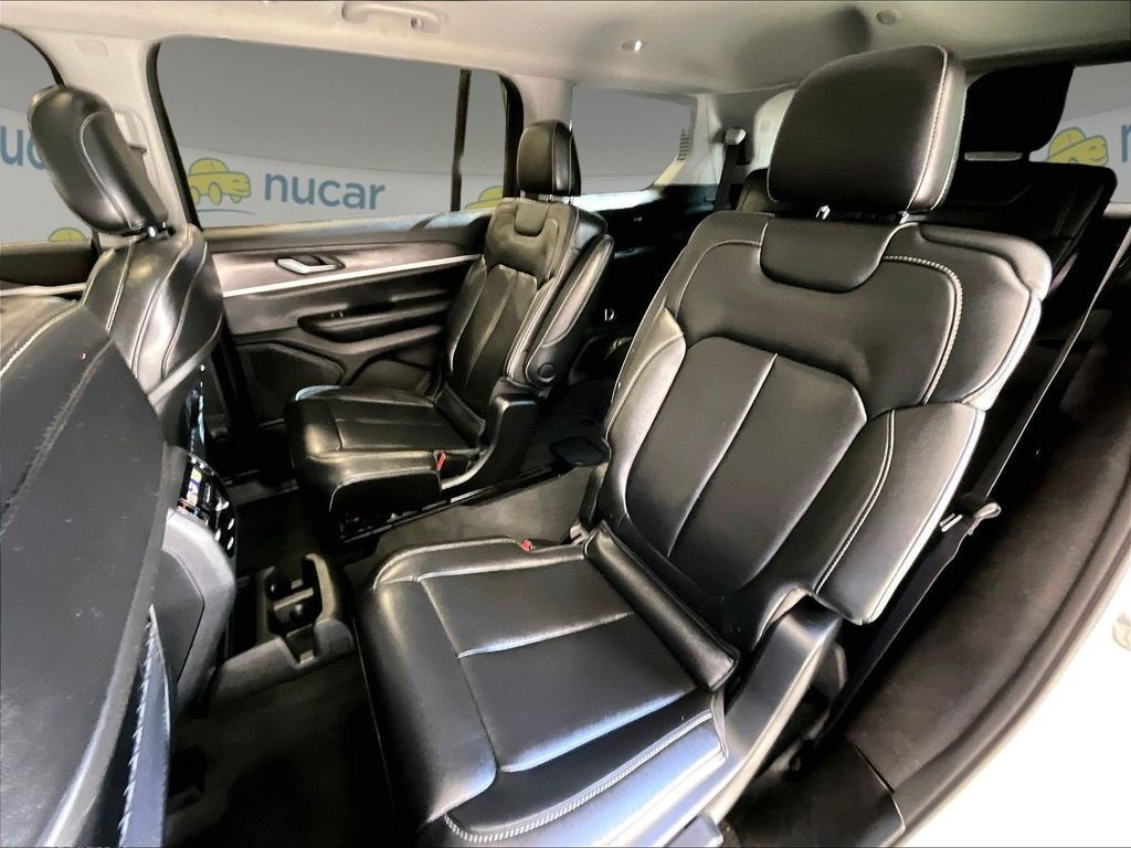 Used 2023 Jeep Grand Cherokee L Limited AWD/4WD image 15