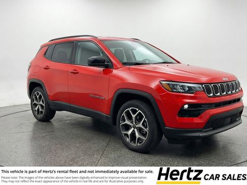 Used 2025 Jeep Compass Limited AWD/4WD image 1