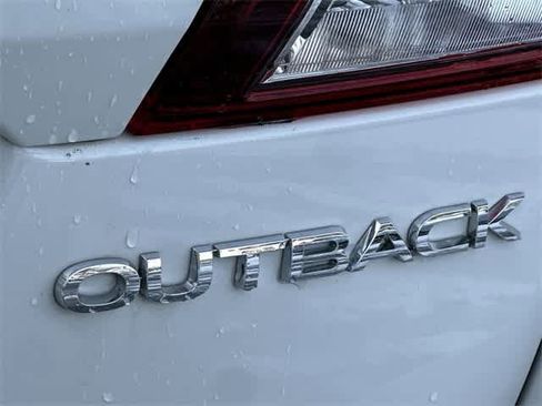 Used 2019 Subaru Outback 2.5i Limited image 28