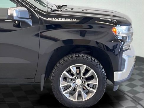 Used 2022 Chevrolet Silverado 1500 LT image 10