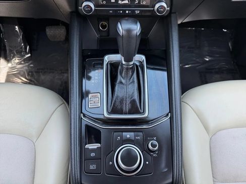 Used 2020 MAZDA CX-5 Touring FWD image 16