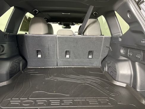 Used 2025 Subaru Forester Premium w/ Convenience Package #2 image 23