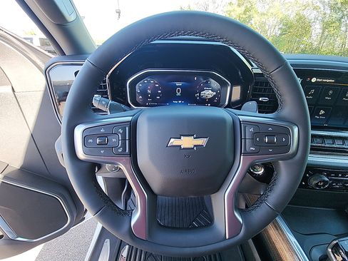 New 2026 Chevrolet Silverado 1500 LT w/ Z71 Off-Road Package image 18