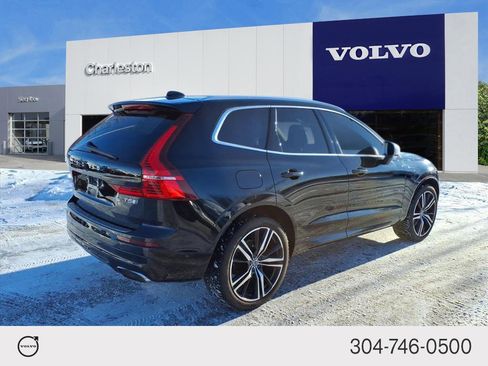 Used 2018 Volvo XC60 T5 R-Design w/ Convenience Package image 3