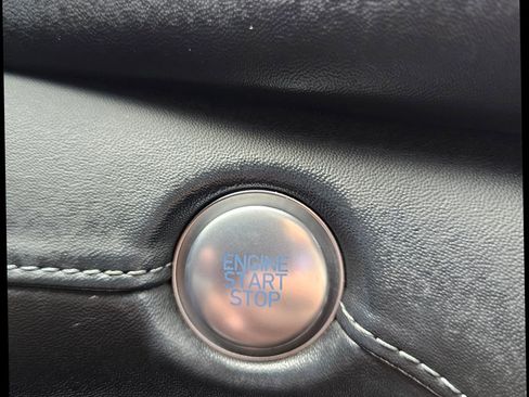 Used 2023 Hyundai Santa Fe Limited image 21